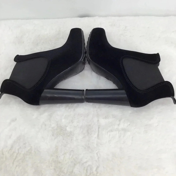 Lemon Jelly Women’s High Heel Chelsea Ankle Velvet Boot Black Size 38 EU 7-7.5US - Picture 5 of 9